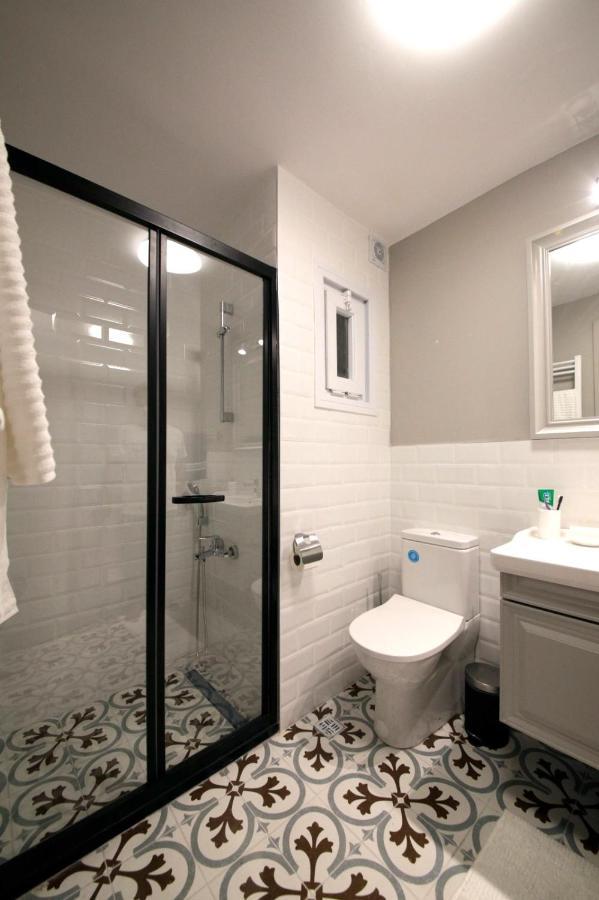 Superior Refurbished Flat In The Heart Of Istanbul Lägenhet Exteriör bild